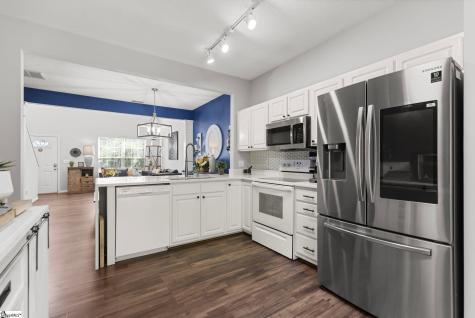 817 Weybourne Drive Greer SC 29650