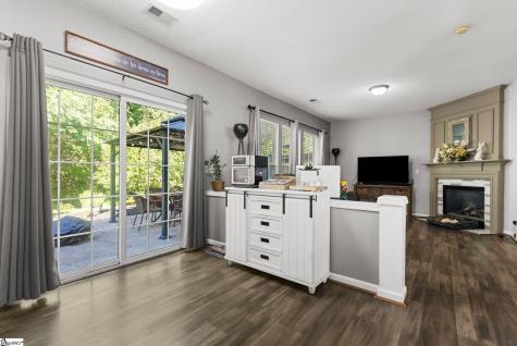 817 Weybourne Drive Greer SC 29650