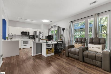 817 Weybourne Drive Greer SC 29650