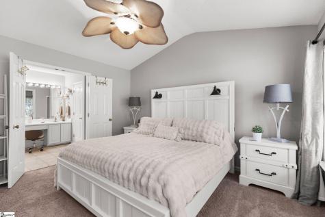 817 Weybourne Drive Greer SC 29650