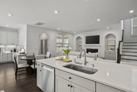 210 Alister Drive Greenville SC 29607