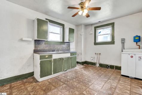 526 Perry Avenue Greenville SC 29611