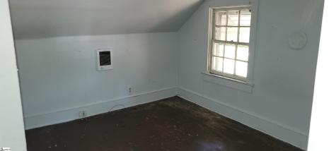 1611 Gary Street Clinton SC 29325