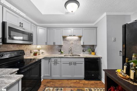 15 Creekside Way Greenville SC 29609