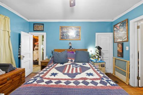 6 Berkley Avenue Greenville SC 29609