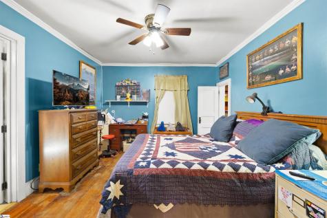 6 Berkley Avenue Greenville SC 29609