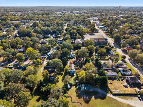 6 Berkley Avenue Greenville SC 29609