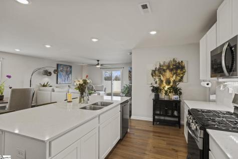 1743 Southwold Lane Boiling Springs SC 29316