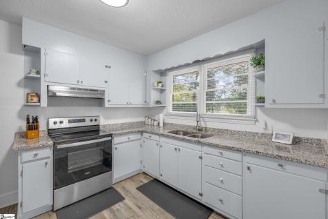 200 Pine Street Seneca SC 29678
