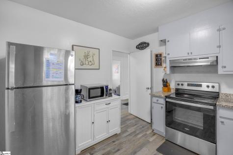 200 Pine Street Seneca SC 29678