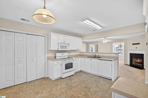 353 Marble Lane Boiling Springs SC 29316