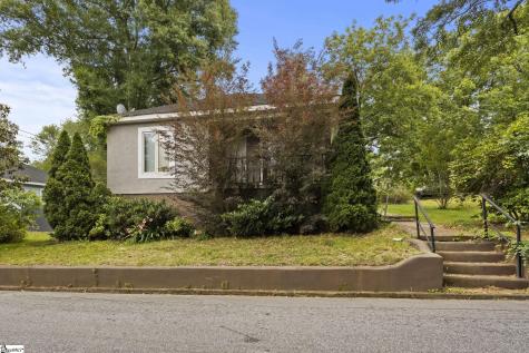 303 Blair Street Easley SC 29640