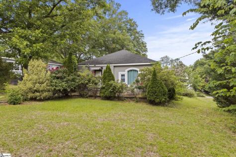 303 Blair Street Easley SC 29640