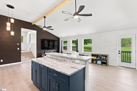 166 Mcjunkin Drive Pickens SC 29671