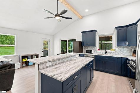 166 Mcjunkin Drive Pickens SC 29671