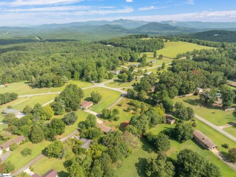 166 Mcjunkin Drive Pickens SC 29671