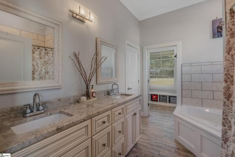 101 S Valley Lane Greenville SC 29611