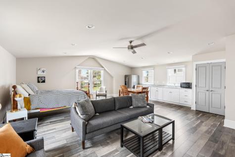 1 Fairview Avenue Greenville SC 29601
