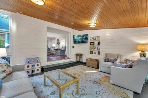 201 Brookwood Drive Greenville SC 29605