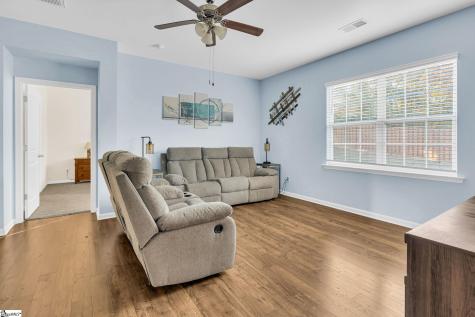 461 All Seasons Drive Boiling Springs SC 29316