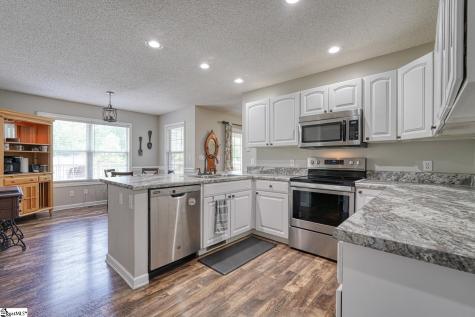 103 Cheyenne Ridge Trail Campobello SC 29322