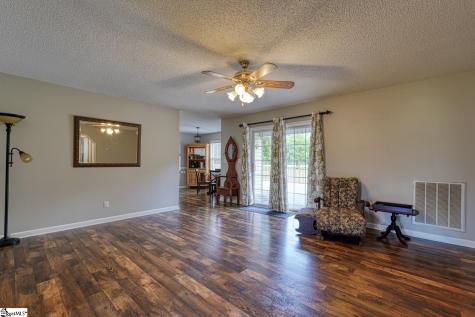 103 Cheyenne Ridge Trail Campobello SC 29322