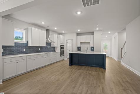 335 Goldenrod Court Seneca SC 29678