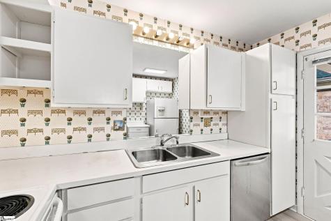 925 Cleveland Street Greenville SC 29601