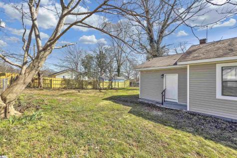 8180 Ninth Street Boiling Springs SC 29316