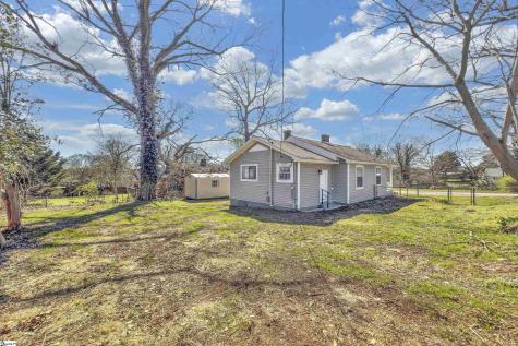 8180 Ninth Street Boiling Springs SC 29316