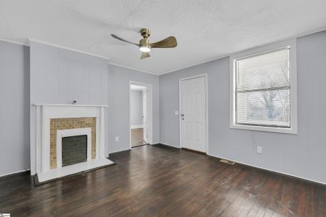 8180 Ninth Street Boiling Springs SC 29316