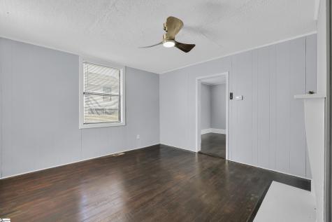 8180 Ninth Street Boiling Springs SC 29316