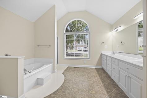 4 Plum Creek Lane Greenville SC 29607