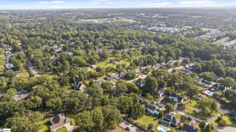 4 Plum Creek Lane Greenville SC 29607