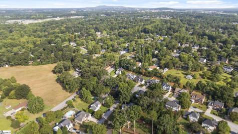 4 Plum Creek Lane Greenville SC 29607