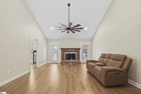 4 Plum Creek Lane Greenville SC 29607