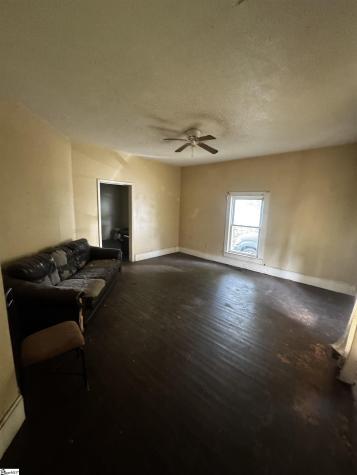 6 Hammett Street Laurens SC 29360