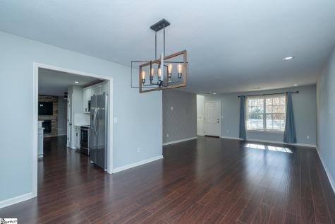 509 Oak Circle Easley SC 29640