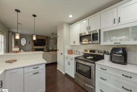 509 Oak Circle Easley SC 29640