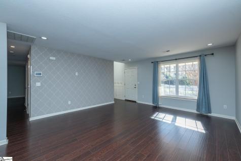 509 Oak Circle Easley SC 29640