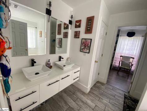 427 Hamilton Parkway Easley SC 29642