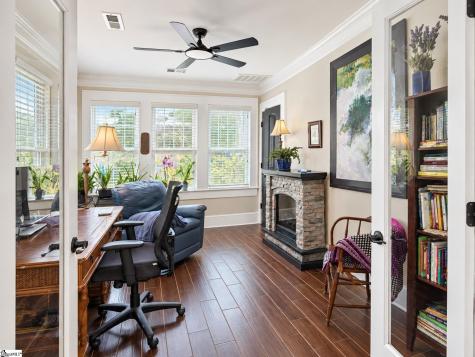 23 Underwood Avenue Greenville SC 29607