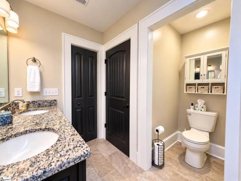 23 Underwood Avenue Greenville SC 29607