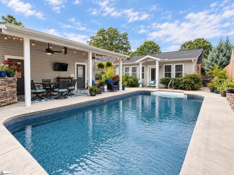 23 Underwood Avenue Greenville SC 29607