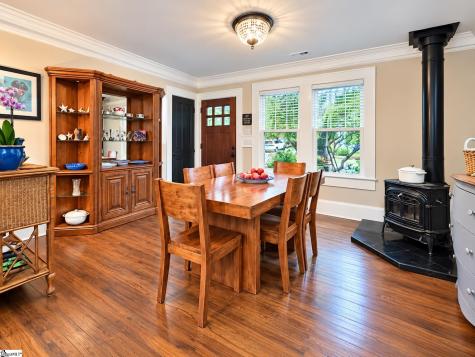 23 Underwood Avenue Greenville SC 29607