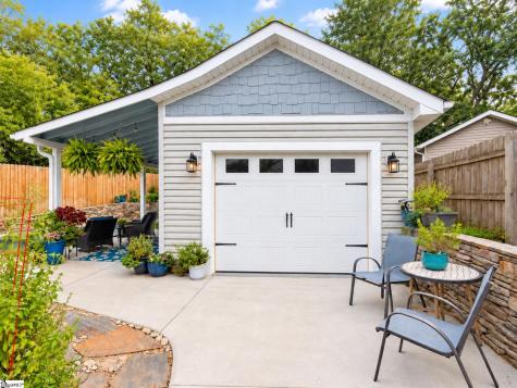 23 Underwood Avenue Greenville SC 29607