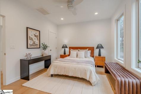 11 Mount Zion Avenue Greenville SC 29609