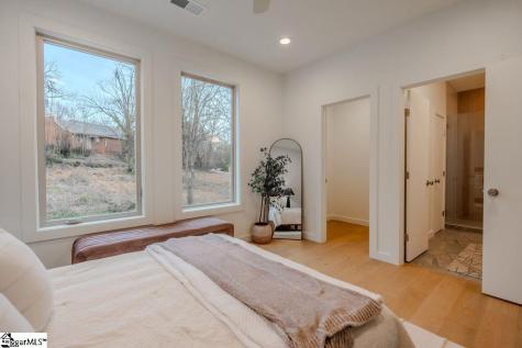 11 Mount Zion Avenue Greenville SC 29609