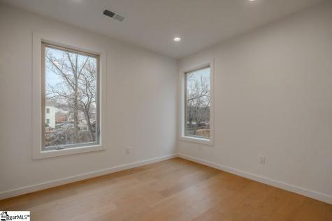 11 Mount Zion Avenue Greenville SC 29609
