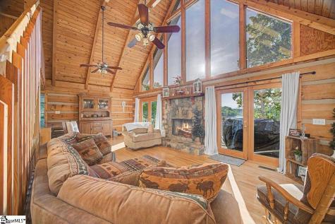 1113 Dickson Road Campobello SC 29322